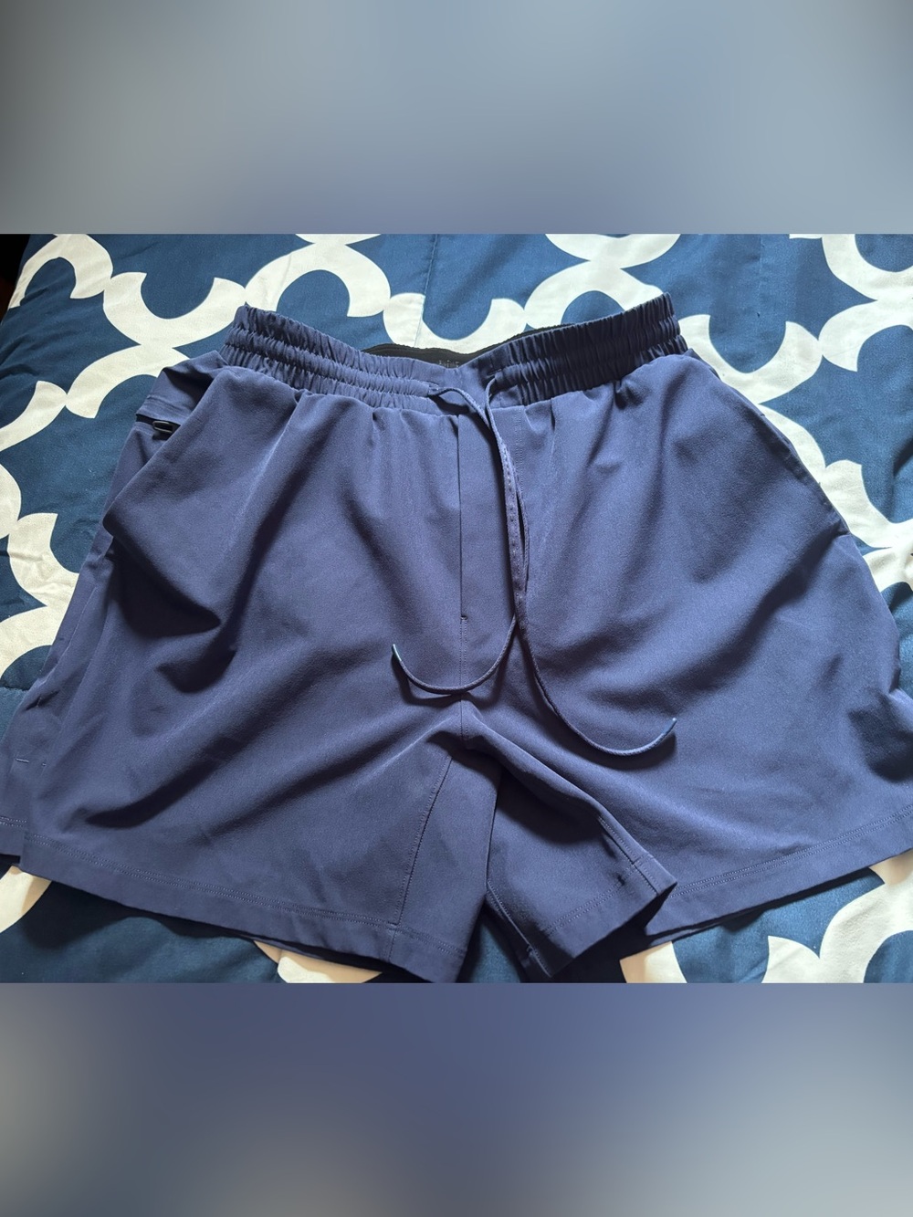 Lululemon Pool Shorts (Men's Navy Blue 5”Lined)
